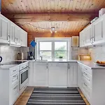 Сasa de vacaciones Anton - 1-5km From The Sea By Interhome *