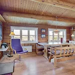 Anton - 1-5km From The Sea By Interhome